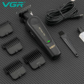 ماشین اصلاح VGR V-995 به همراه شانههای اصلاح، کابل شارژ، روغن روانکننده و برس تمیزکننده در لومینو قشم