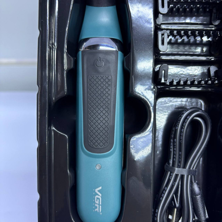 ماشین اصلاح VGR V-393 داخل جعبه در لومینو قشم